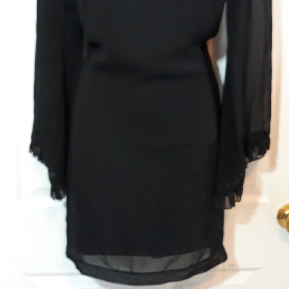 Rachel & Chloe dress - Picture 3 of 10